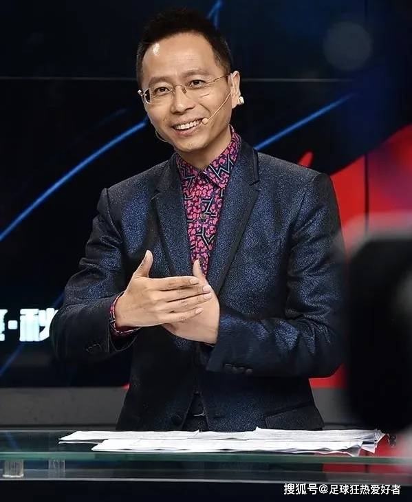 詹俊视角下的埃弗顿与红军，杯赛失利背后的反思与险胜的启示