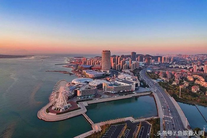 青岛西海岸五轮不败，后防年龄偏大是否成为最大拦路虎？