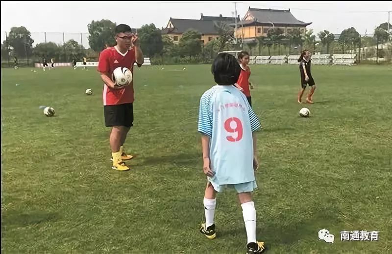 原海门珂缔缘球员李贤成与王博文加盟德国柏林胜利，留洋之路与未来展望