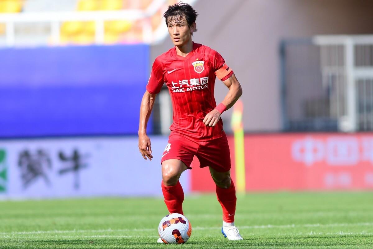 李霄鹏谈失利，武汉三镇展现积极智慧，失利乃情理之中